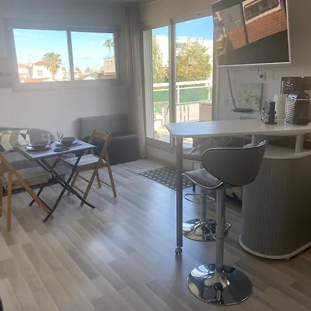 דירה Rooftop, Studio, Terrasse, Clim, Piscine, ואלאוריס